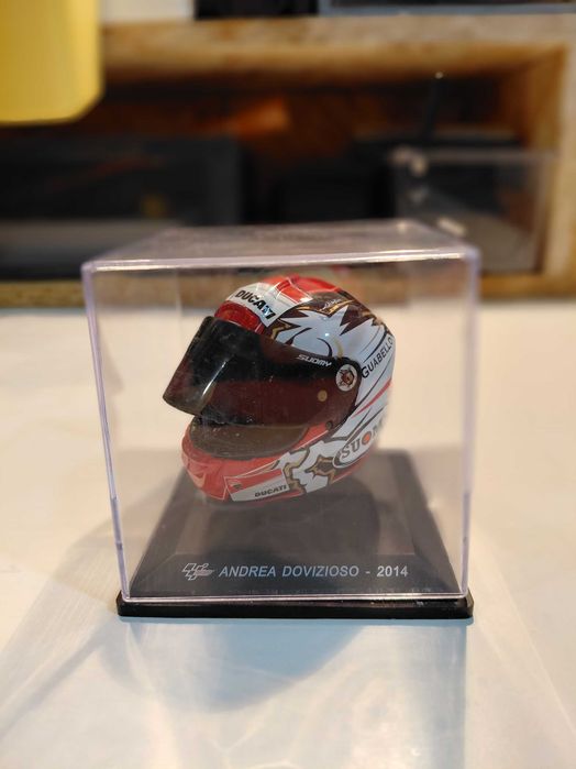Capacetes Miniaturas escala 1:5 MotoGP - Altaya/Planeta Agostini
