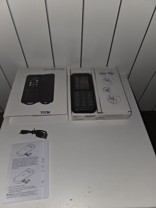 Pancerny telefon Nokia 800 tough