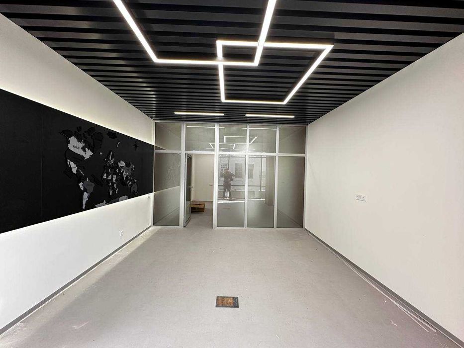 Продажа офиса 400 кв.м. с VIP ремонтом. Золотые ворота. Бизнес-центр.