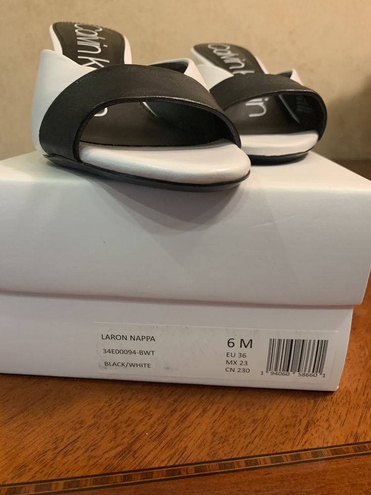 Calvin klein laron deals