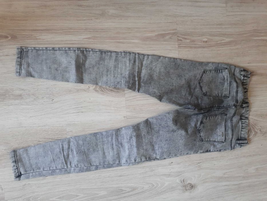 Spodnie jeansowe house