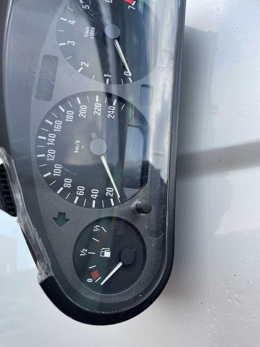 Bmw 3 e36 licznik zegary VDO 1.6 M43 COMPAKT 8371.558 1.8tds 8.361.210