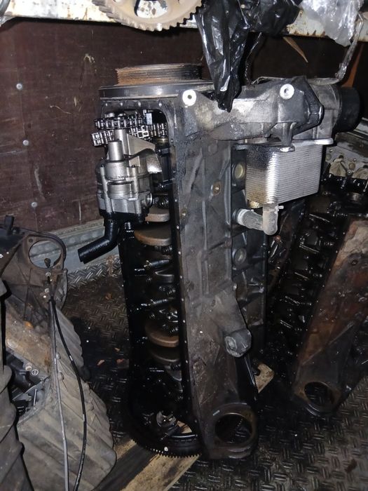 Двигун 2.7  OM 613 Mercedes