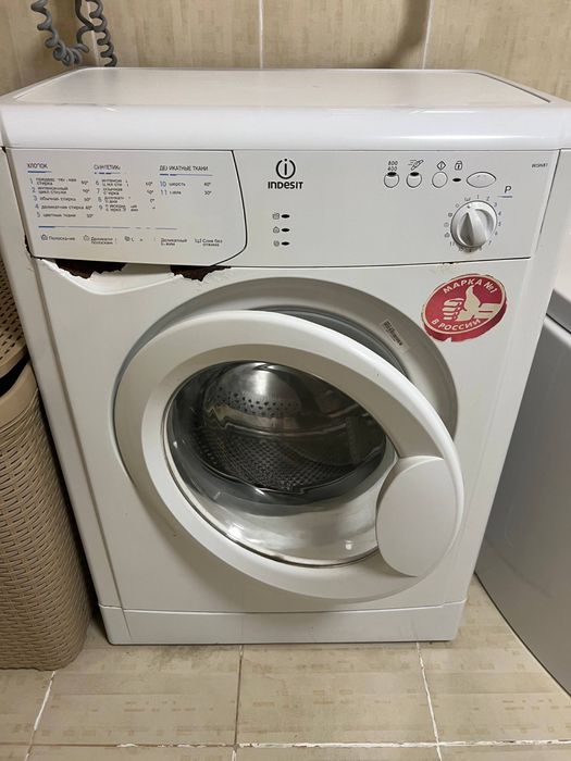 Продам пральну машину Індесіт 6 кг