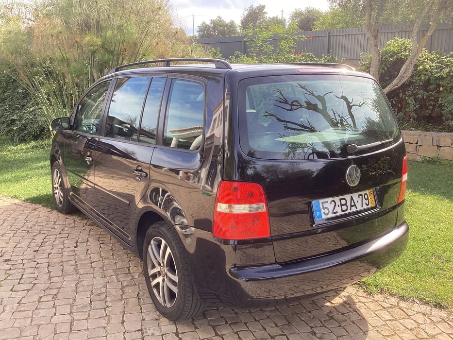 VW TOURAN 1.9 TDI Conceptline 5 lugares DSG