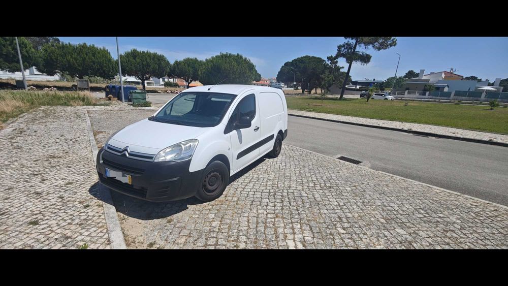 Citroën Berlingo L2 (Longa) 3 Lugares 1.6 HDi | 2016 | Insp. Maio 2027