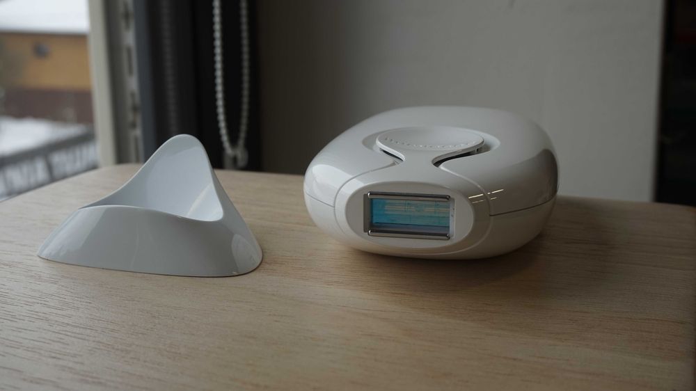Depilator laserowy Iluminage Precise Touch