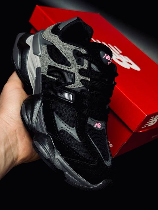 Черные женские New Balance 9060/ шкіряні кросівки New Balance 9060