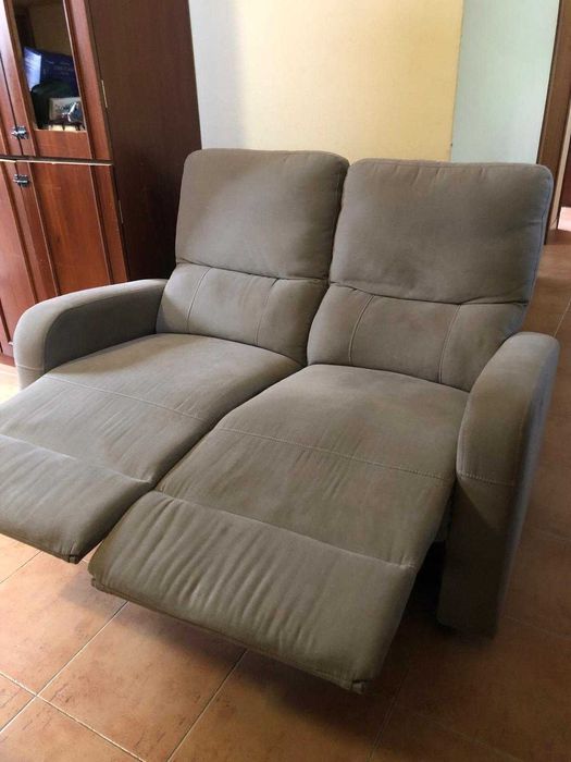 Sofá reclinável 2 lugares