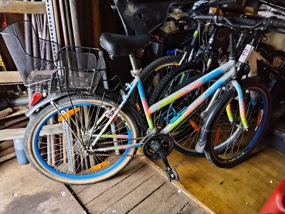 Продам жіночий  велосипед на 26 з передачами