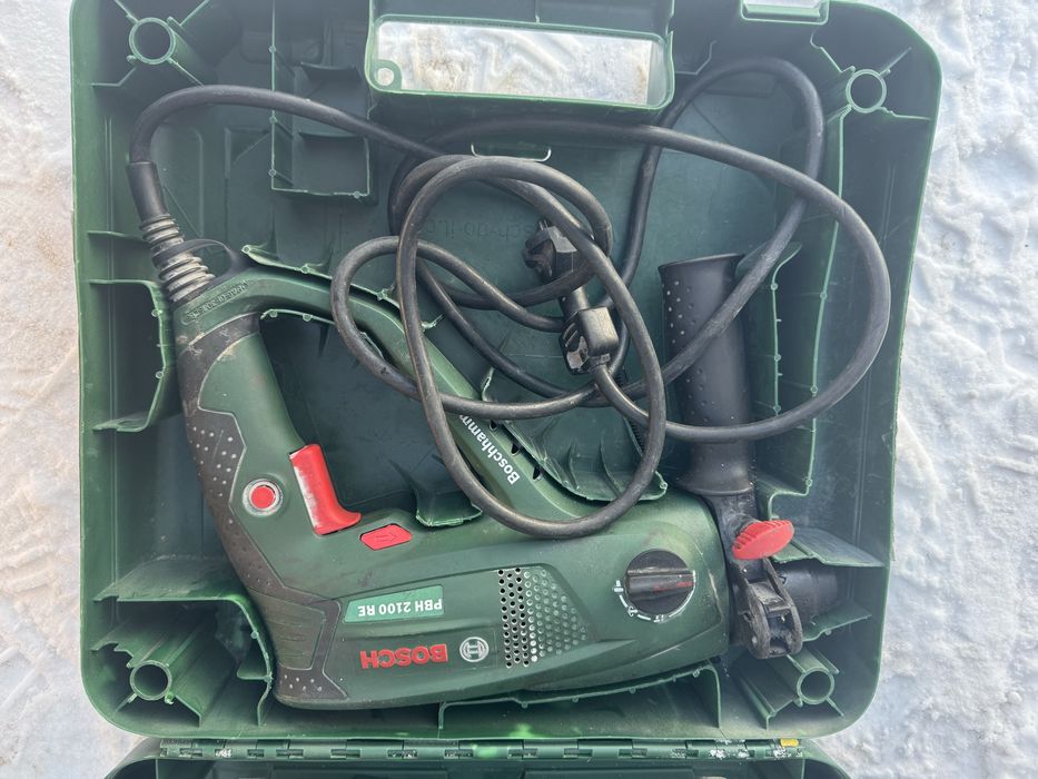 Перфоратор BOSCH