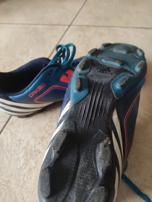 Sprzedam korki do gry w piłkę 37