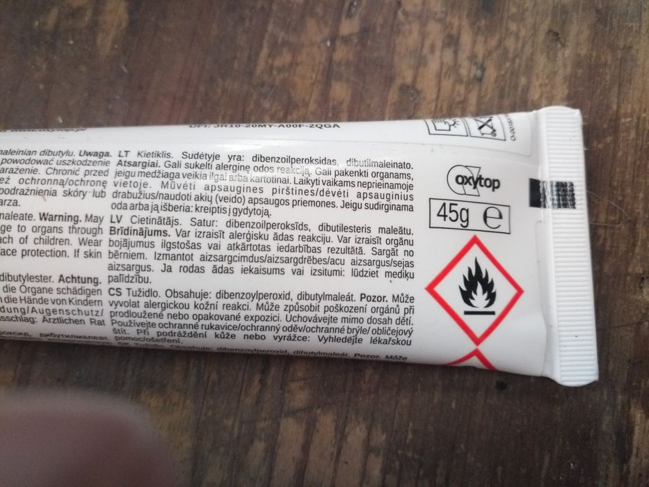 Отведитель к полиэфирной шпатлевке