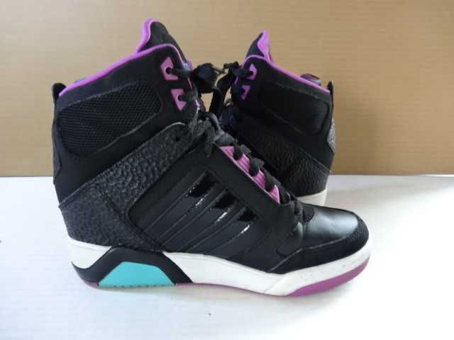 adidas wedge w Twojej okolicy? Sprawdź kategorię Moda