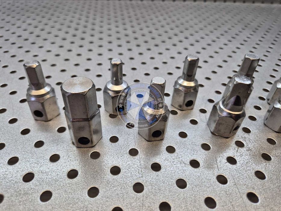 Klucze do korków do oleju 12-el. zestaw klucz do korków oleju