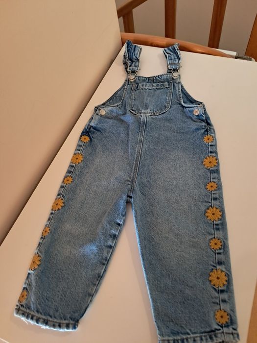 Roupa Zara + Oferta Sandálias Conguitos