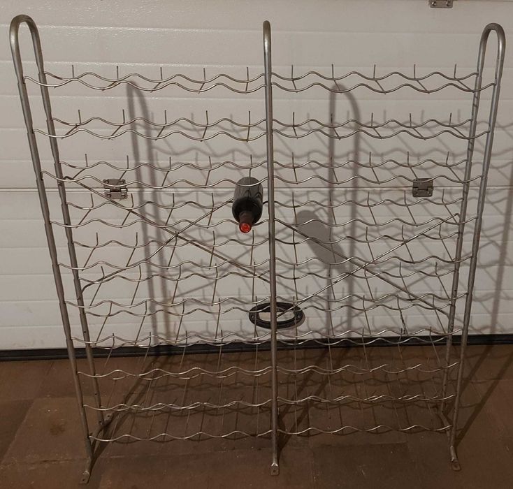 Garrafeira  (100 garrafas)