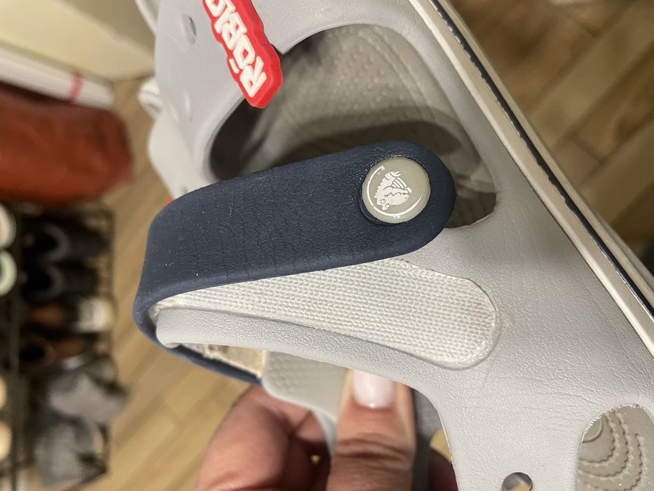 Крокси, Crocs, j2