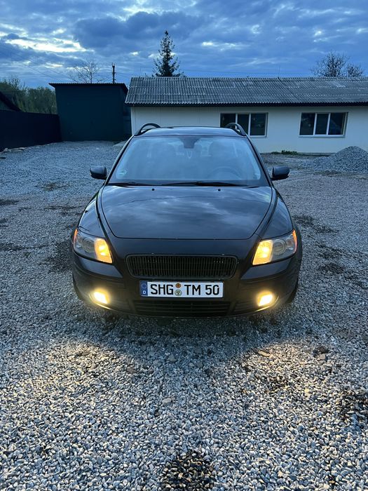 Продам Volvo V50 2.0 для військових