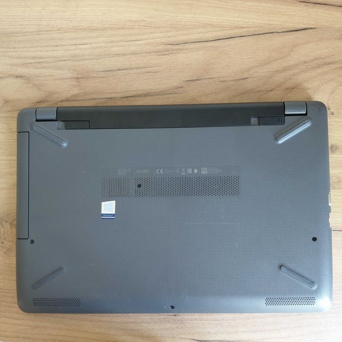 Ноутбук HP 250 G6 15.6" Intel Core i3-7020U DDR4 8Gb SSD 128Gb+HDD 500Gb