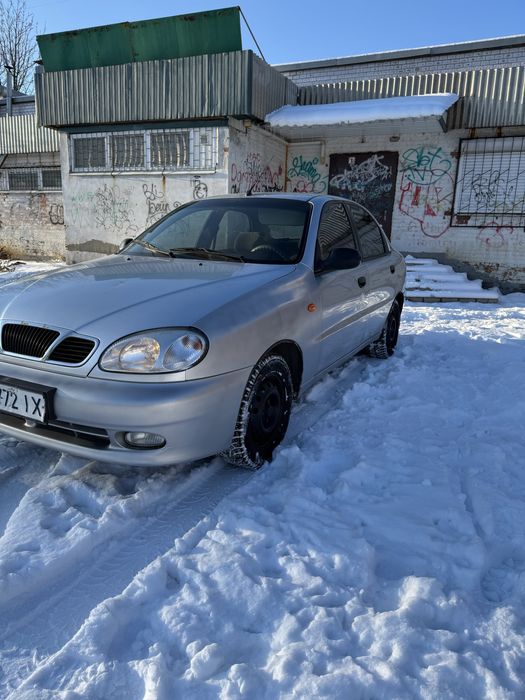 Продам сенса 1.3і 2006рік