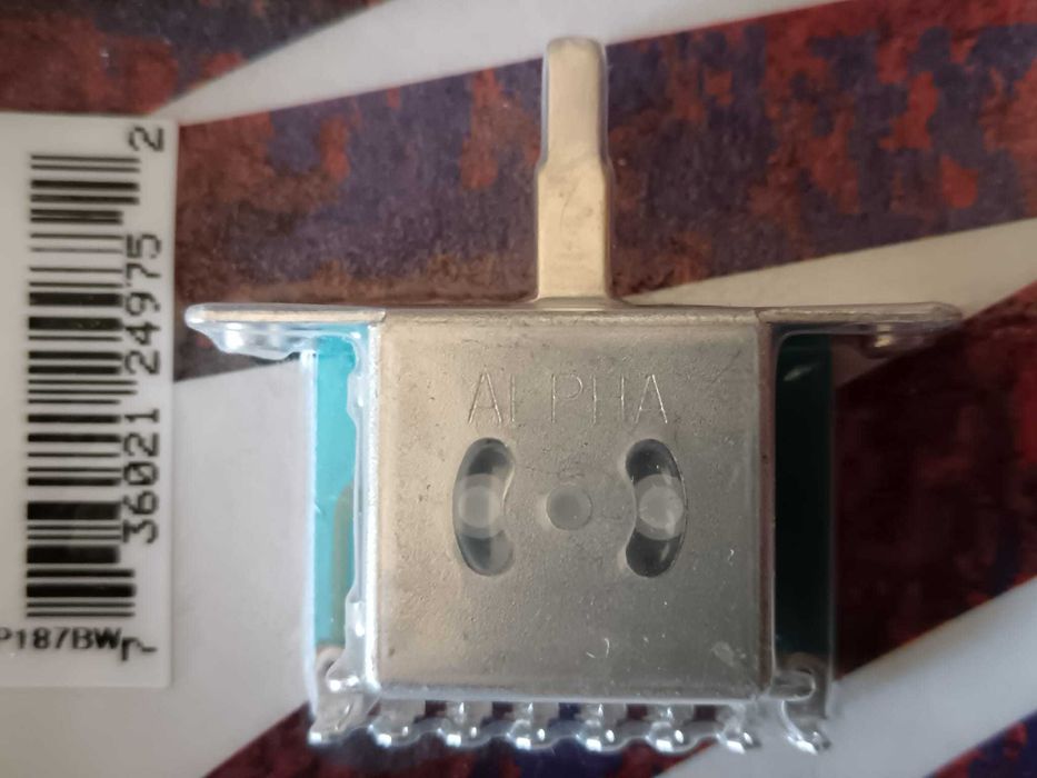Retroparts RP187BW switch 3 way for Tele with 2 knobs