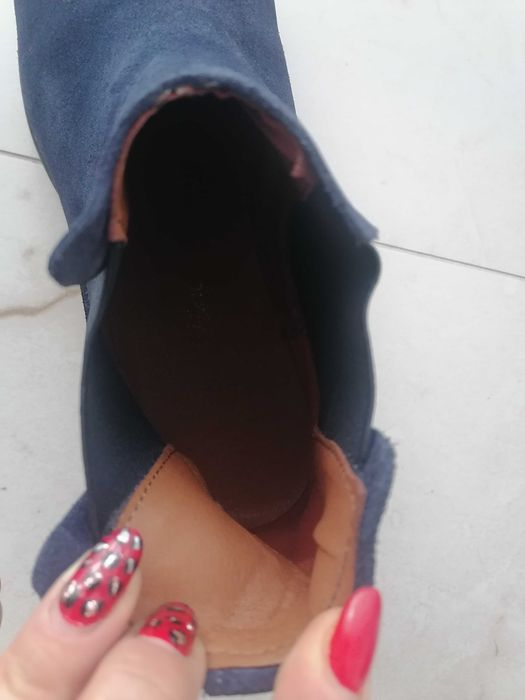 Sztyblety rozm 42 granatowy nabuk unisex