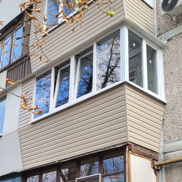 Балкон с разваркой. Балкон под ключ. Євідновлення. Внутенняя отделка