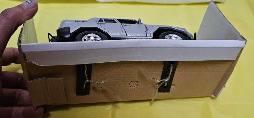 Lamborghini LM-002. 1986 NewRay