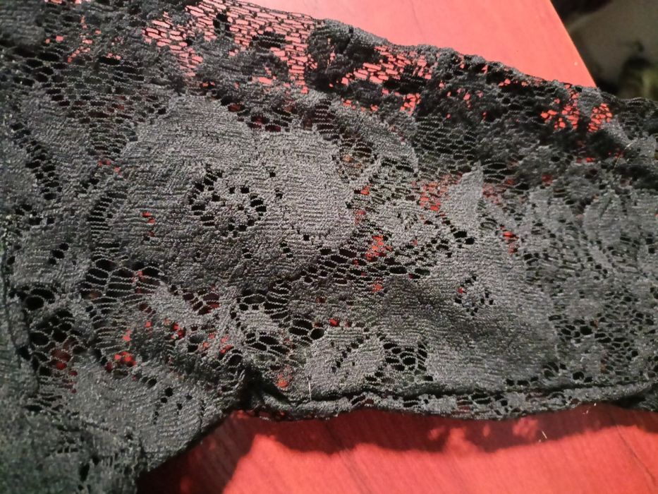 Czarny swete Bershka