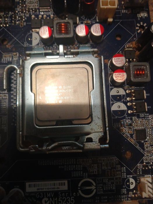 Материнська плата Foxconn g31mv