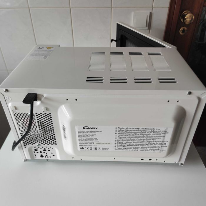 Microondas Candy CMW 2070M