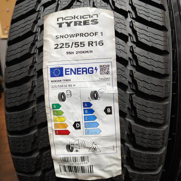225/55/16 XL Nokian z 2025 roku