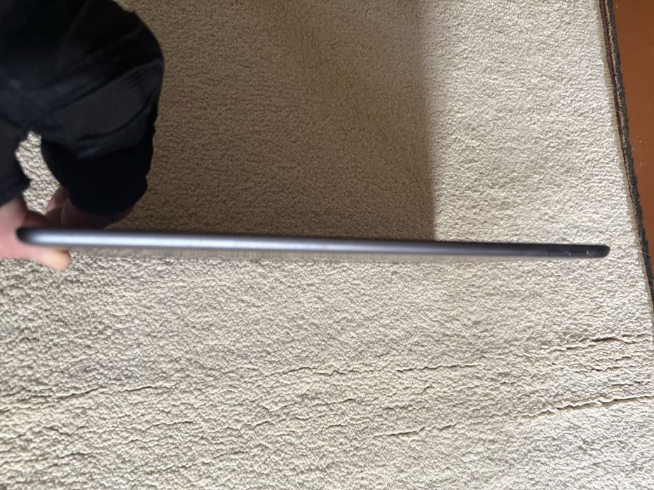 Ipad air 3 64 в wifi, можна скидати. батарея тримає довго