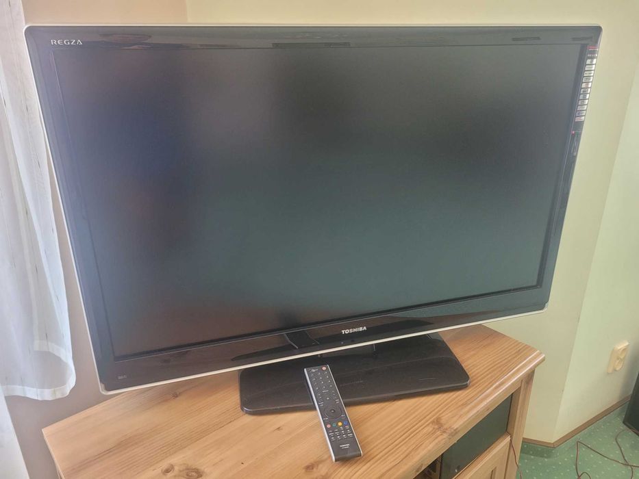 Телевізор Toshiba 42XV500PR Full HD