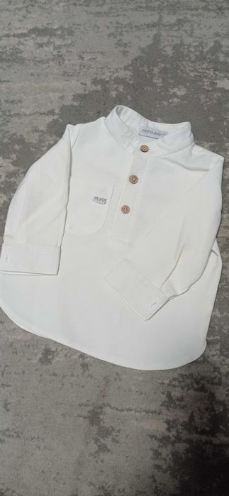 Дитяча сорочка молочного кольору
