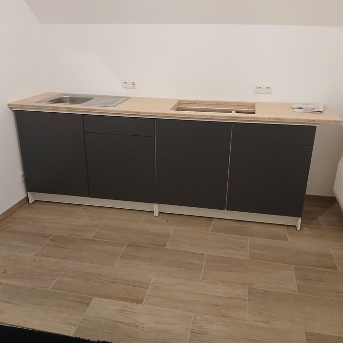 Zlota rączka-malowanie ścian, montaż paneli