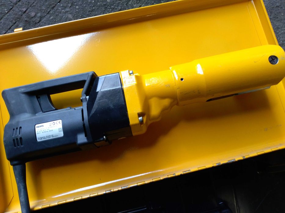 Zaciskarka rems + 3 szczęki, cęgi