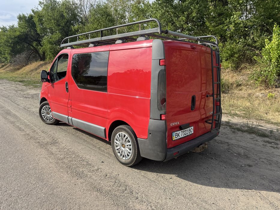 Opel Vivaro груз пасс