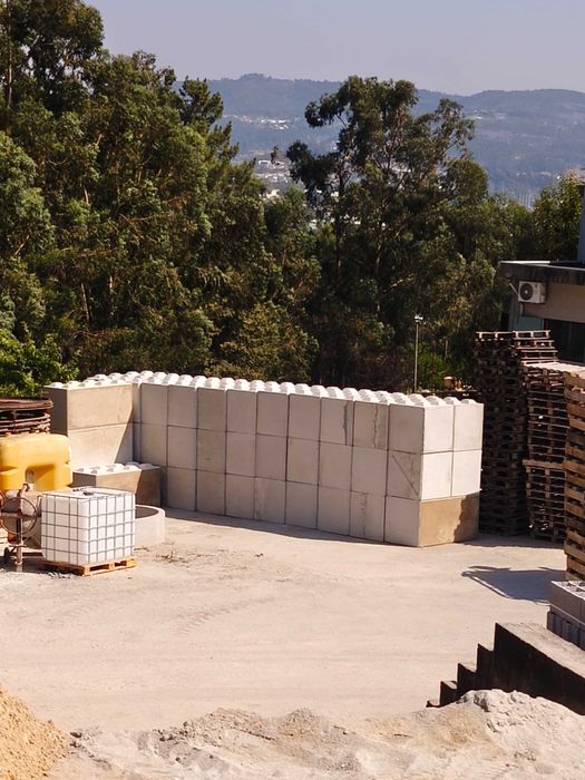 Blocos de Betão Tipo LEGO