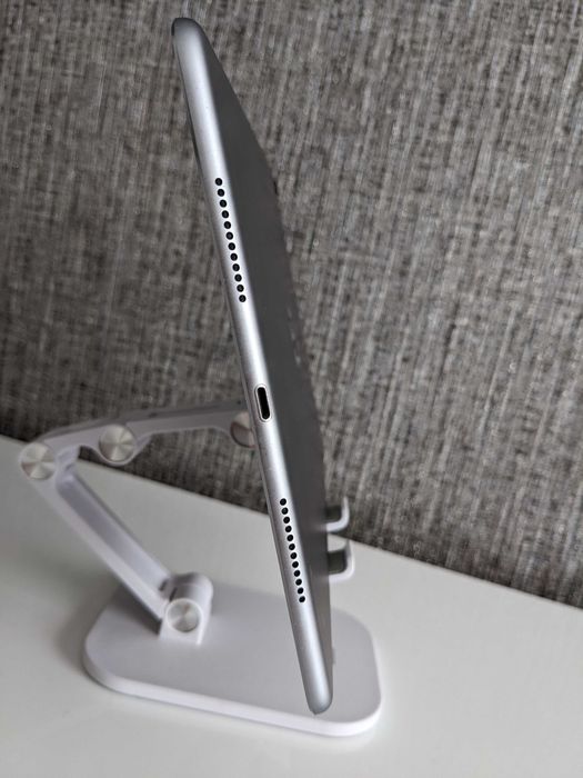 Apple iPad Pro 9.7 на 32 GB+ Клавіатура чохол Zagg