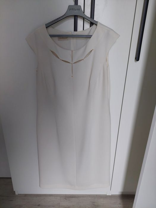 Elegancka sukienka Modesta
