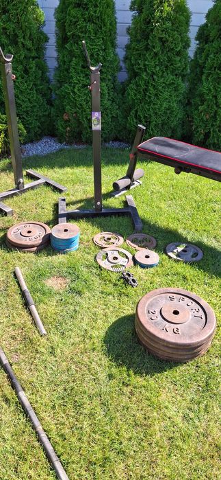 Zestaw talerzy na siłownie 140kg, Ławka gryf stojaki w cenie
