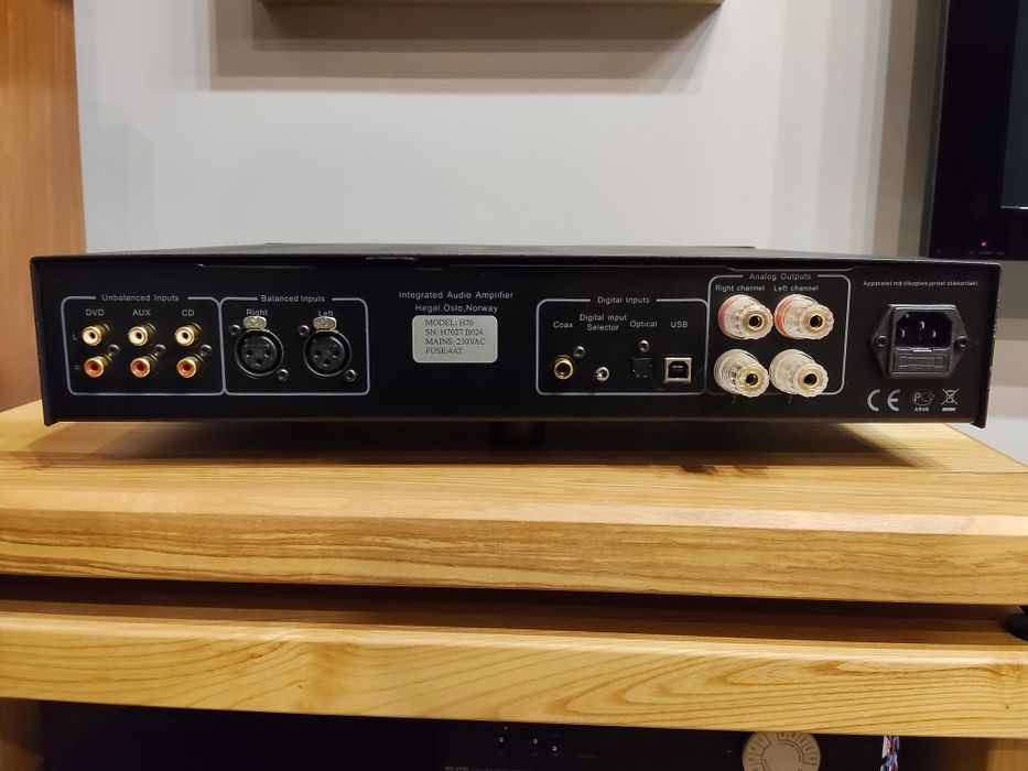 Wzmacniacz Hegel H70 z Dac, XLR, toslink, coaxial