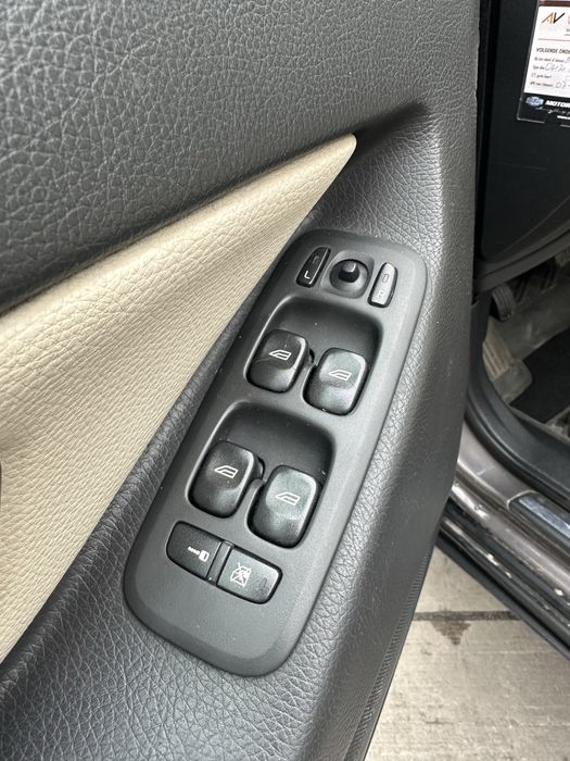 Volvo XC90, 2.4, 7місць, 2008 рік.