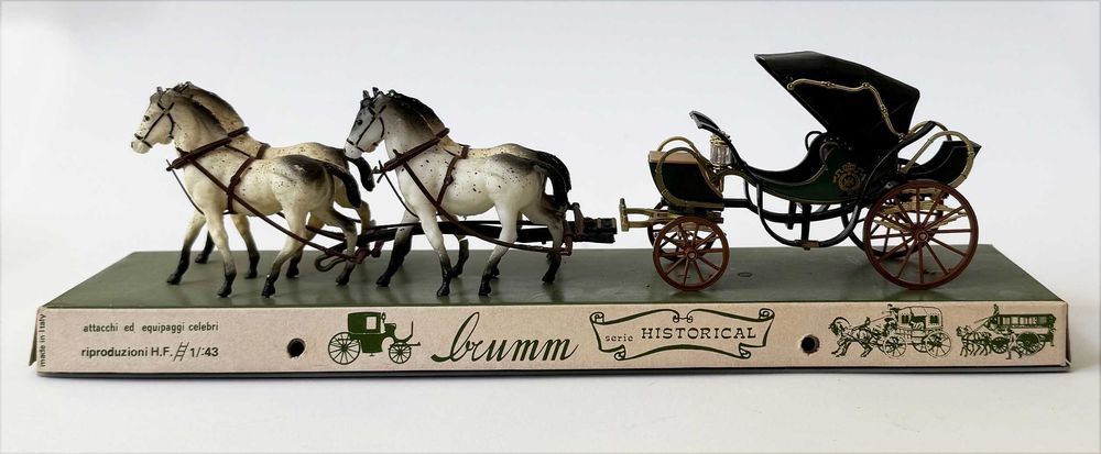 Brumm HISTORICAL_#05 “duc à huit resort” di Napoleone III (1880).