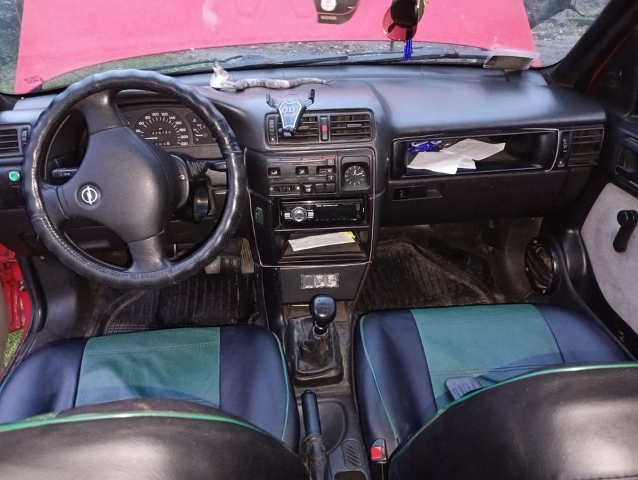 Продам авто Опель вектра