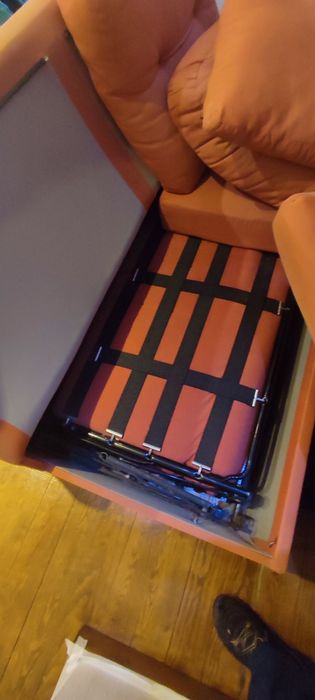 Sofá cama robusto