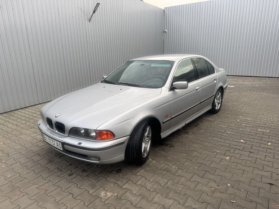 Продам BMW e39 528 m52b28tu