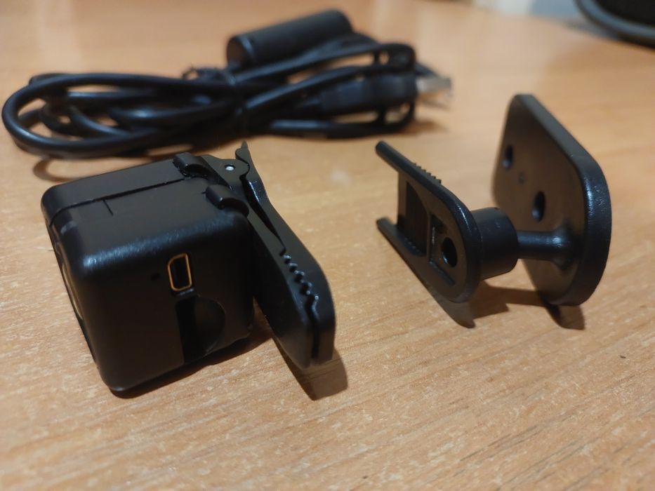 Петличная камера